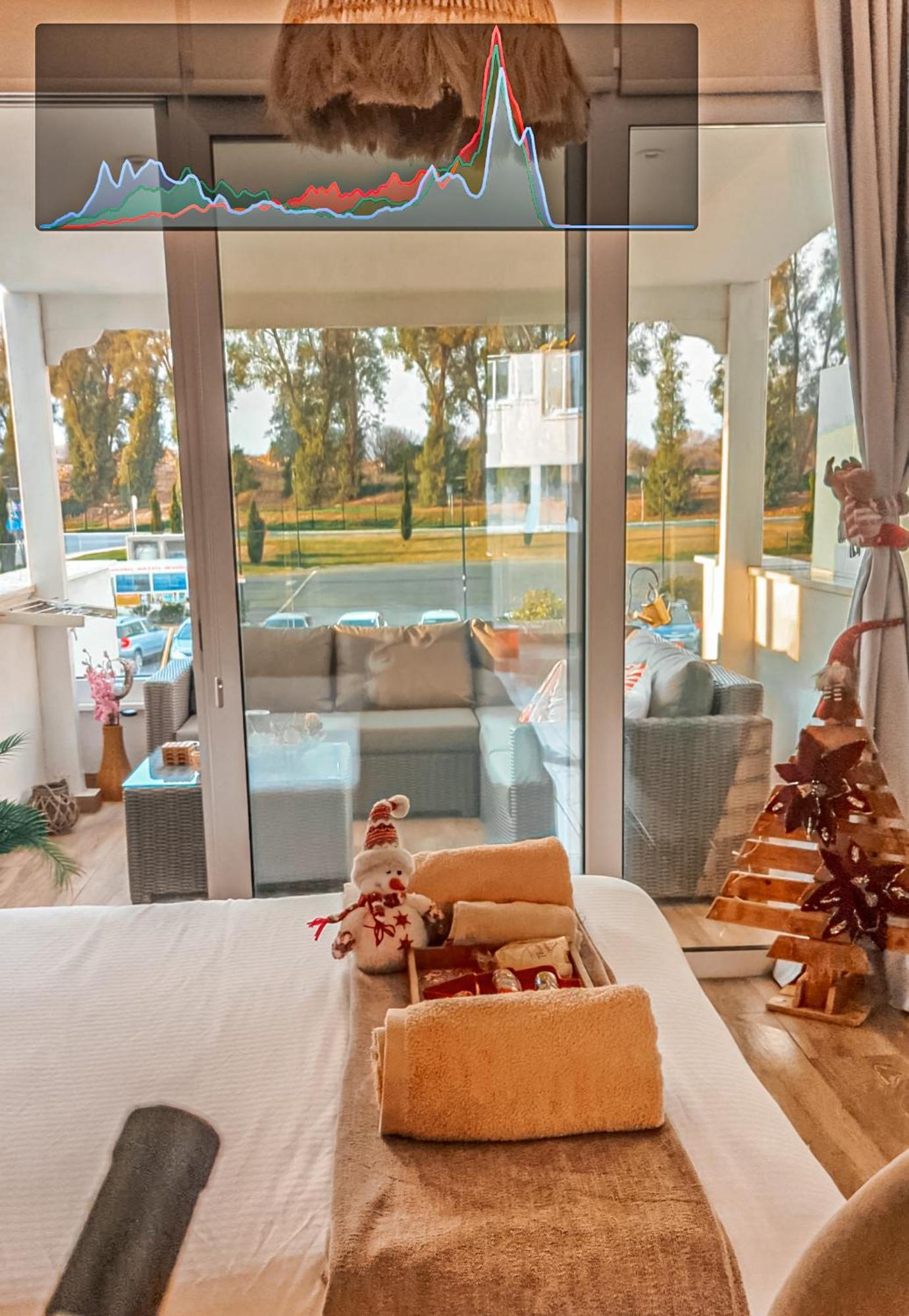 Bohemian Rhapsody Appartement Paphos Buitenkant foto
